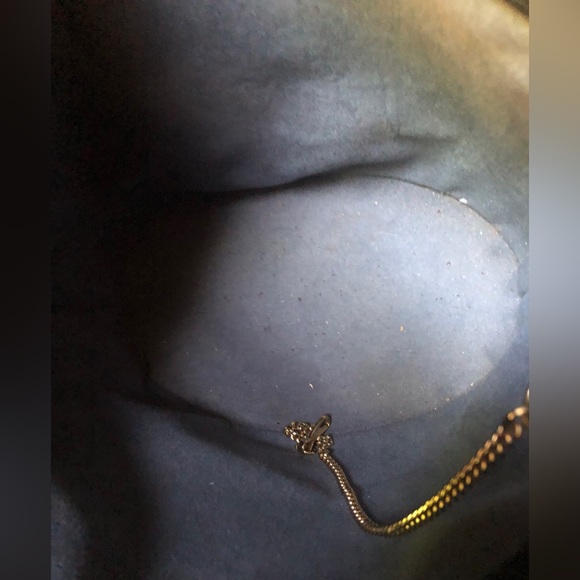 ⭐️ Louis Vuitton Epi Bucket PM Bag - Picture 4 of 15